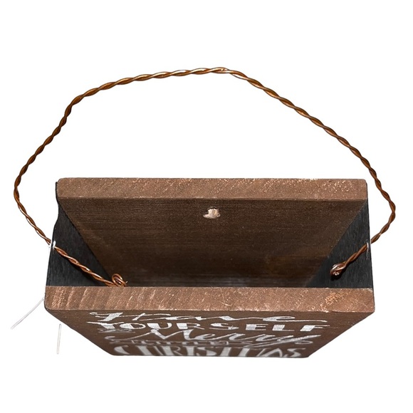 NEW Primitives by Kathy Christmas Wall Hanging - Picture 3 of 7